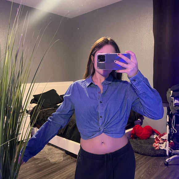 Denim button up cropped long sleeve shirt - Picture 7 of 7